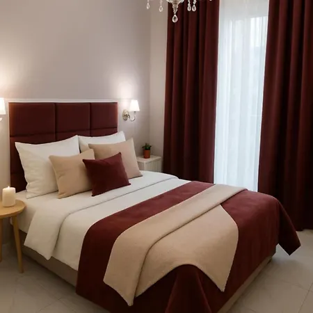 Black Onyx Comfort - Elegant Stay- Center Next To Airport Bus