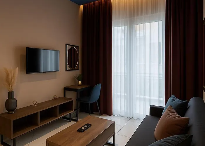 Daire Black Onyx Comfort - Elegant Stay- Center Next To Airport Bus Selanik