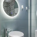 Black Onyx Comfort - Elegant Stay- Center Next To Airport Bus Salonic