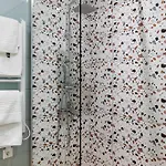 Black Onyx Comfort - Elegant Stay- Center Next To Airport Bus Salonic