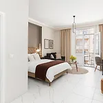 Apartament Black Onyx Comfort - Elegant Stay- Center Next To Airport Bus *
