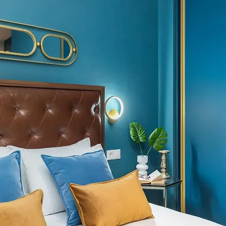 Apartment Black Onyx Comfort - Elegant Stay- Center Next To Airport Bus