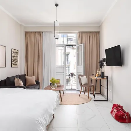Black Onyx Comfort - Elegant Stay- Center Next To Airport Bus Thessaloniki