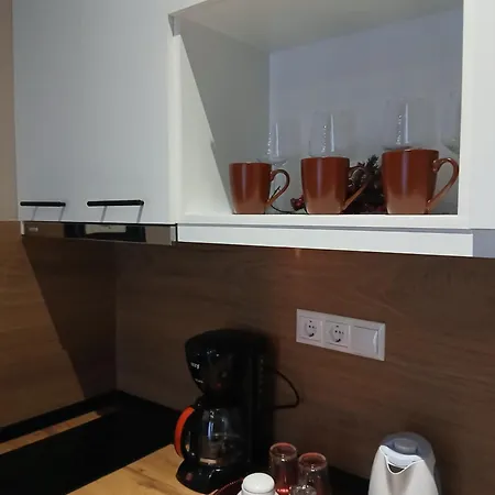 Apartment Black Onyx Comfort - Elegant Stay- Center Next To Airport Bus Thessaloniki