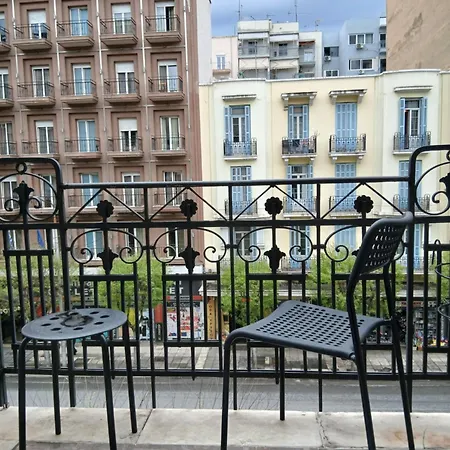 Apartment Black Onyx Comfort - Elegant Stay- Center Next To Airport Bus Thessaloniki