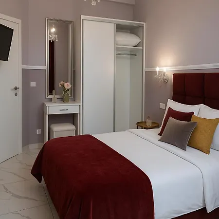 Black Onyx Comfort - Elegant Stay- Center Next To Airport Bus Apartment *