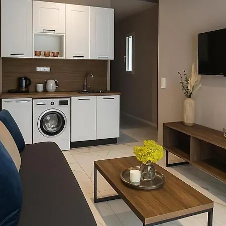 Apartment Black Onyx Comfort - Elegant Stay- Center Next To Airport Bus *