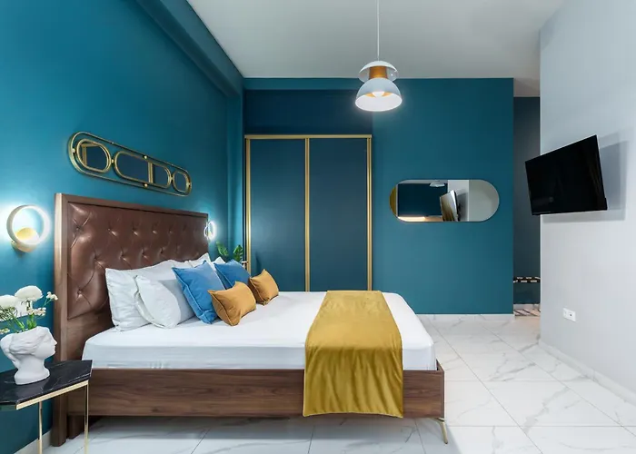 Black Onyx Comfort - Elegant Stay- Center Next To Airport Bus * Soluň