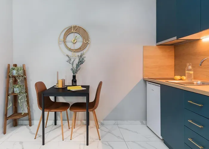 Black Onyx Comfort - Elegant Stay- Center Next To Airport Bus Apartmán *