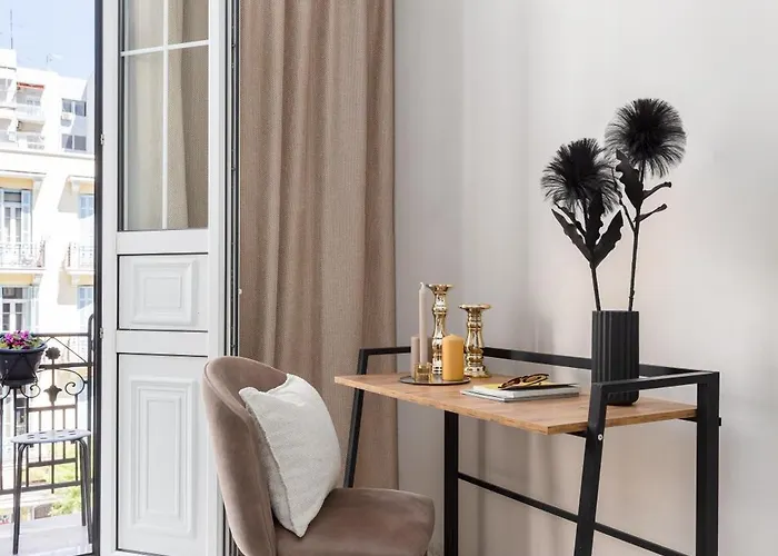 Apartament Black Onyx Comfort - Elegant Stay- Center Next To Airport Bus